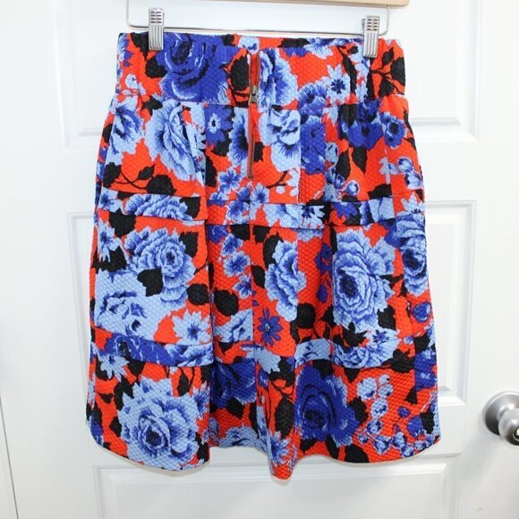 3/$30 Anthropologie HD in Paris Lyanna Circle Skirt Floral Size Small - Picture 2 of 3